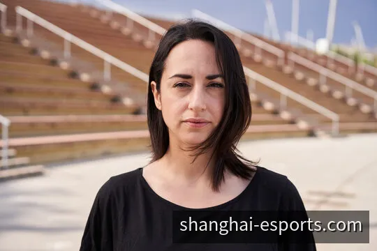电竞社群组织者何遥的示意头像